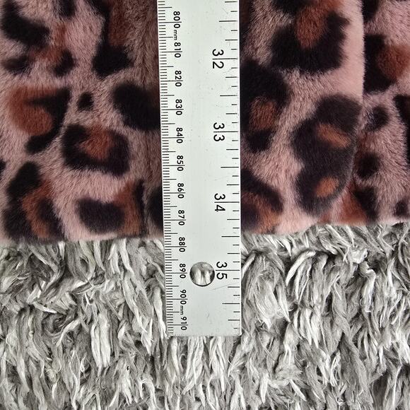 Steve Madden Coat Womens Sz M Pink Leopard Faux Fur Button Front Mob Wife - Picture 6 of 10